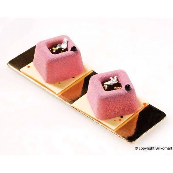 SF081/C Силиконовая форма для десертов MEDIUM SQUARE SAVARIN SF081/C фото